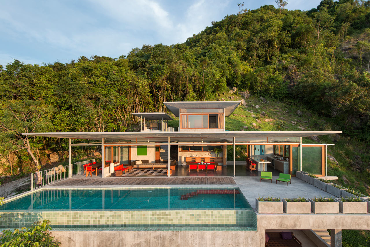 The Naked House: A Quiet Retreat in Thailand