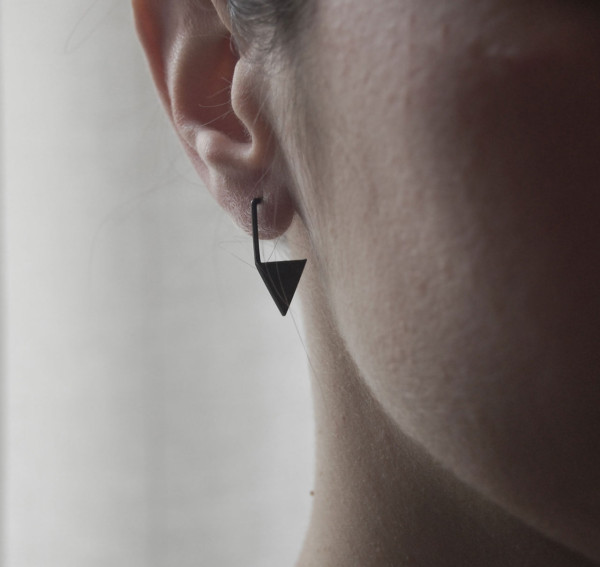 Gift-Guide-Handmade-5-Silver-Triangle-earrings