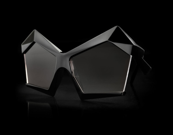 13and9-Design-GEOMETRIC-COLLECTION-JEWELERY-15-DiamondShades13BrilliantBlack