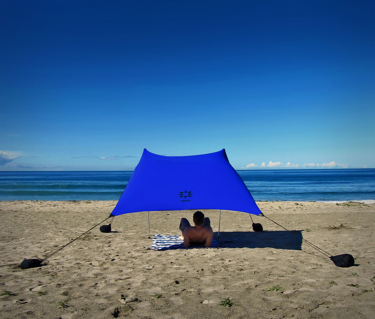 Lightweight, Portable Sunshades that Offer UPF 50+ Protection