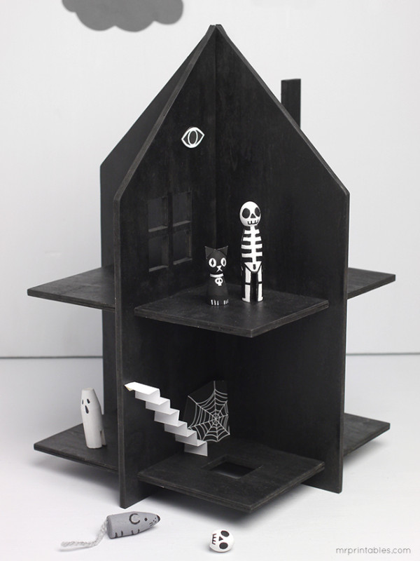 Mr Printables_haunted dolls house