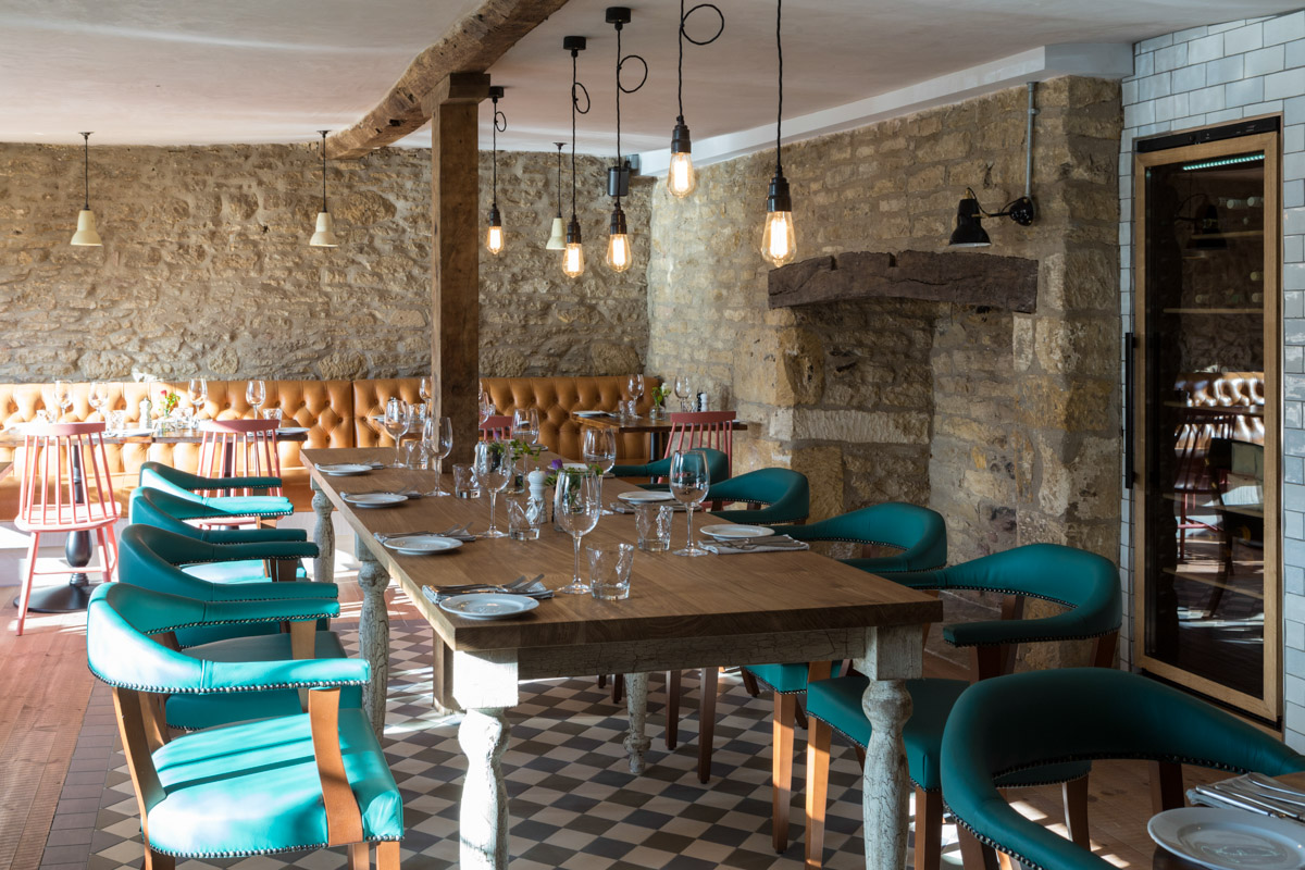 An Old World Inn in Cotswolds Gets a Modern Renovation