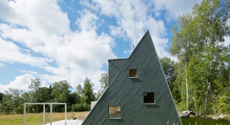 An Architect’s Triangular Villa in Västerbyn, Sweden