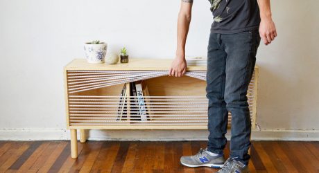 A Shelf Inspired by the Ropes in Boxing Rings