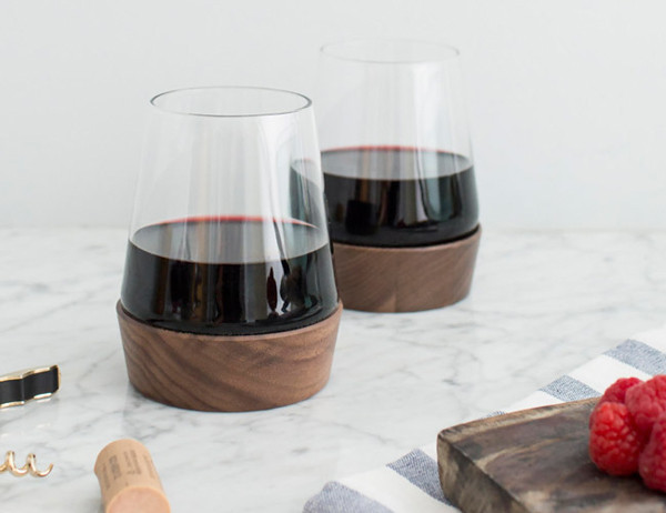 GiftGuide2015-NewHome-11-ZINFUL-WINE-CUP