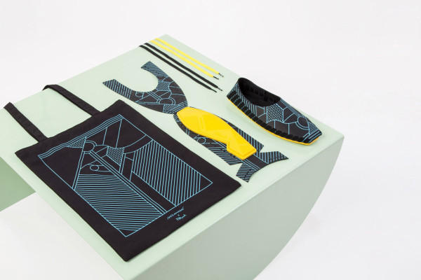 pikkpack-supermundane-graphic-leather-flat-packed-slip-on-shoes-kit-4