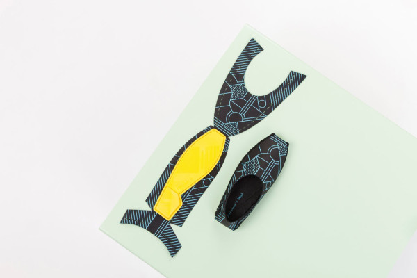 pikkpack-supermundane-graphic-leather-flat-packed-slip-on-shoes-kit-6