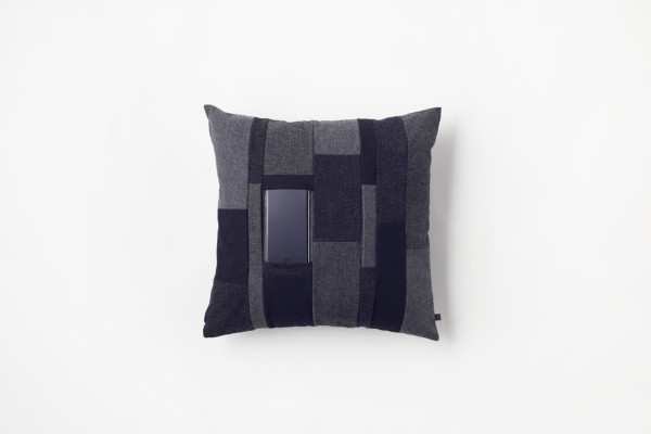 Nendo-Mobile-Cushion-by-n-1a