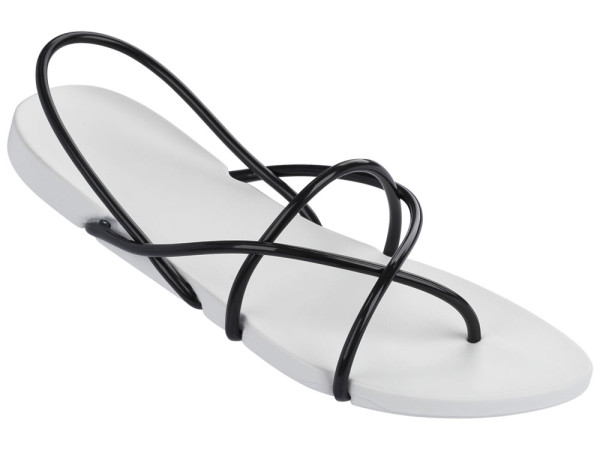 Phillipe-Starck-Ipanema-SS2016-Shoes-14