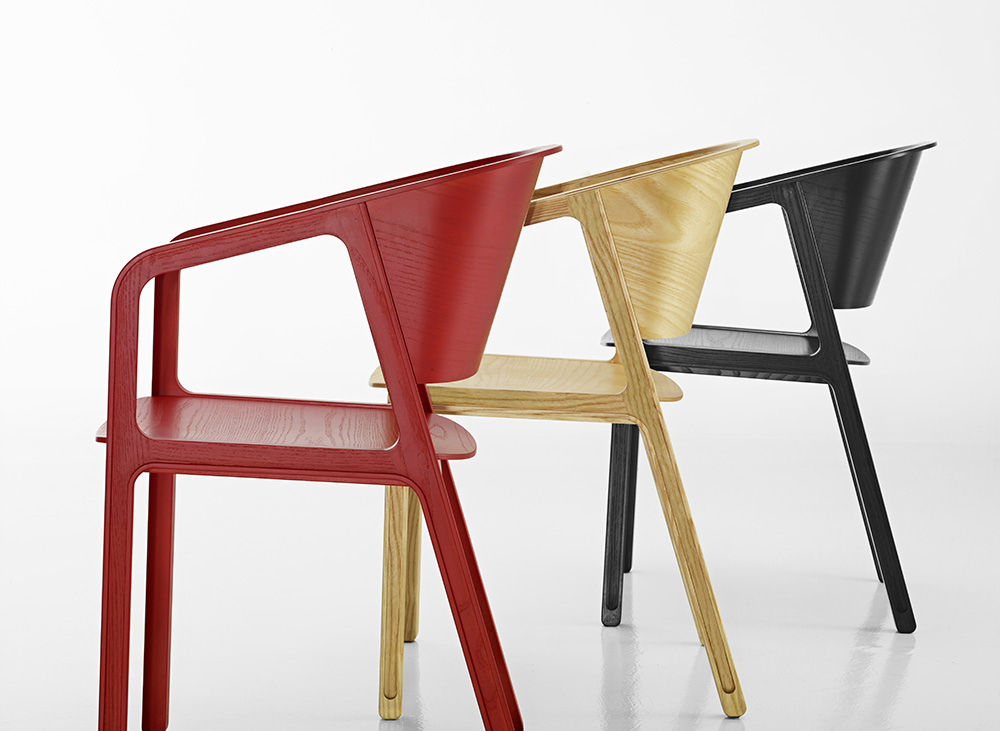 EAJY Launches Its First Flagship Product, The Beams Chair
