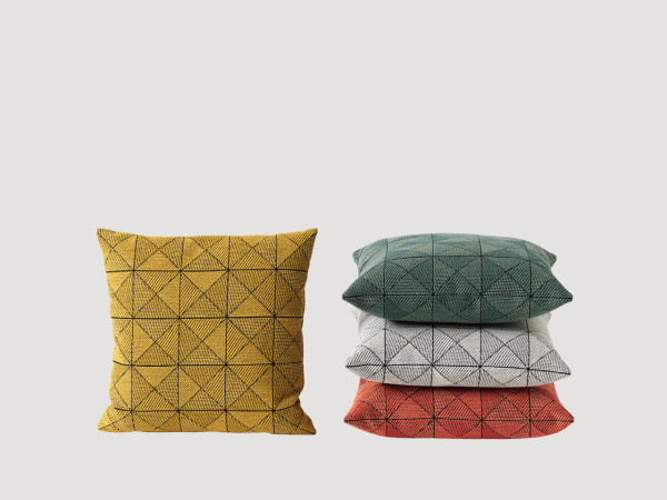 Muuto-15-Tile-Pillow-Anderssen-Voll