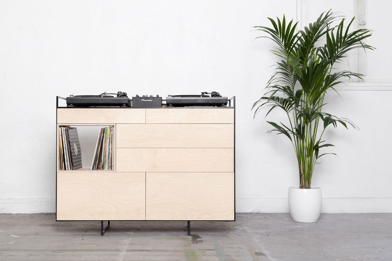 A Cabinet to Hold 2 Turntables (& a Microphone) + Your Vinyl