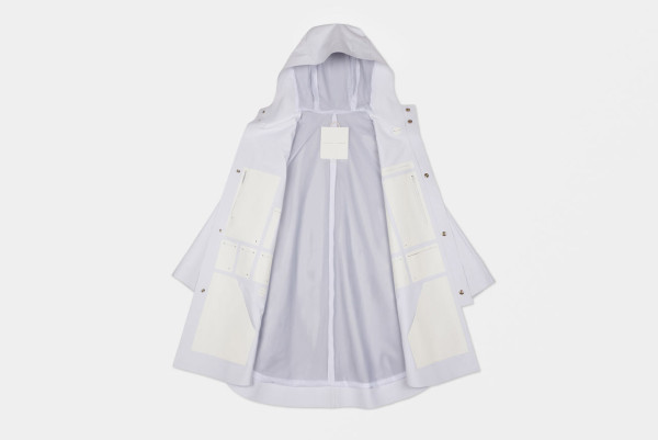 The-Arrivals-Snarkitecture-Poncho-15