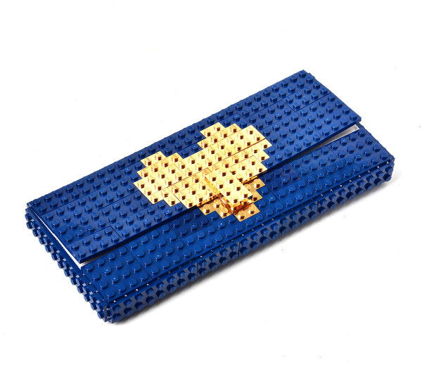 Agabag-Gold-plated-LEGO-bricks-4