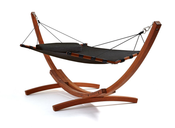 Lujo-Hammock-Stand-single-black