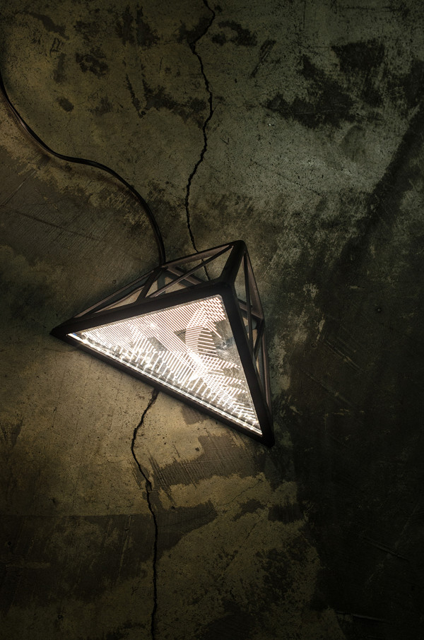 _01_All Aroun Lamp © Maria Novozhilova