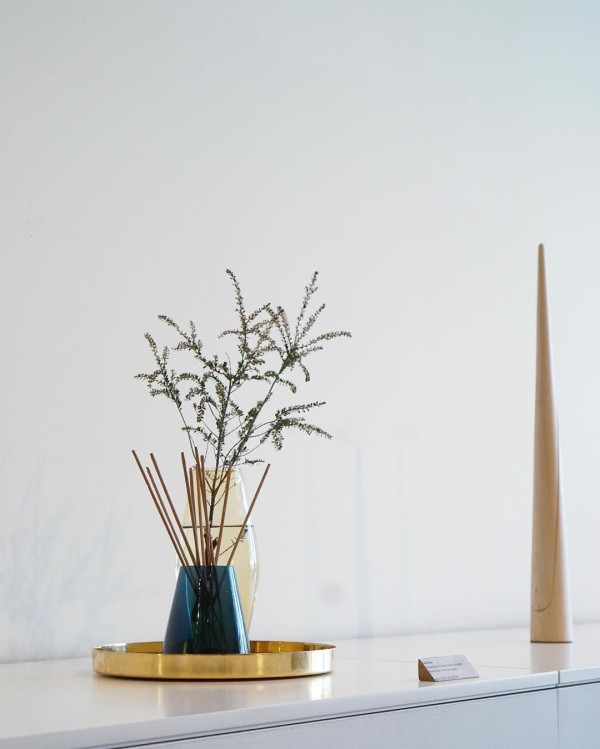 Zen/Han vase duo by Nichetto Studio; Photo: Vy Tran
