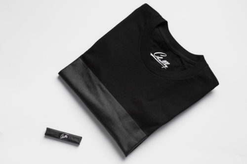 Challky: A T-Shirt with a Drawable Surface