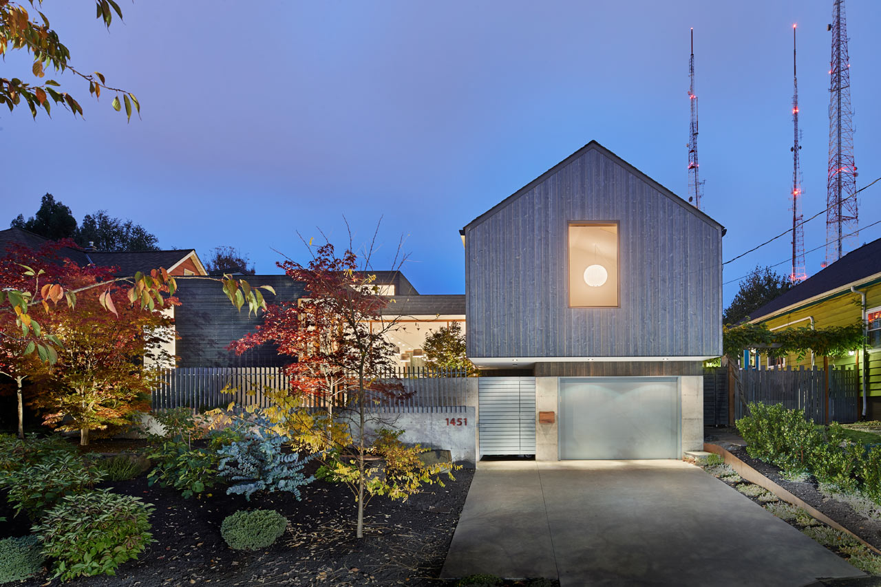 A Modern Seattle Home with an Art Studio