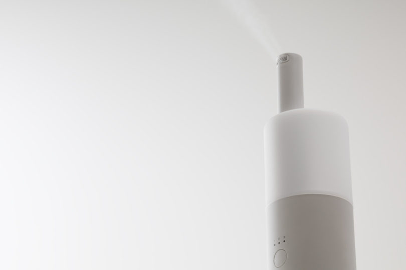 The Ultrasonic MUJI Humidifier by Kazushige Miyake - Design Milk