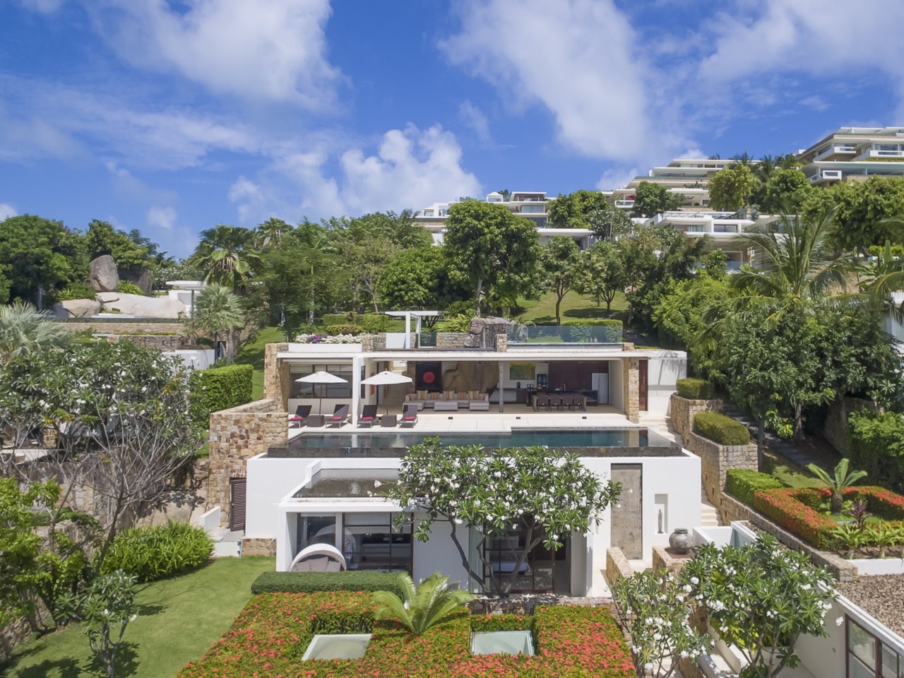 A Hollywood Hills Hotel Perched on a Beach-Front Hillside in Koh Samui