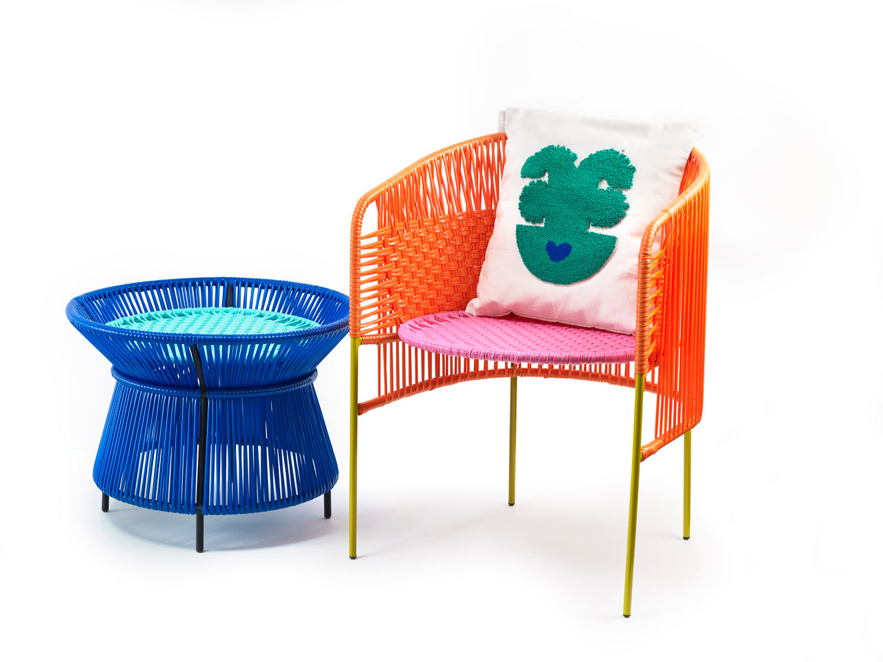 ames Launches CARIBE, a Colorful Outdoor Collection Made of Recycled Plastic
