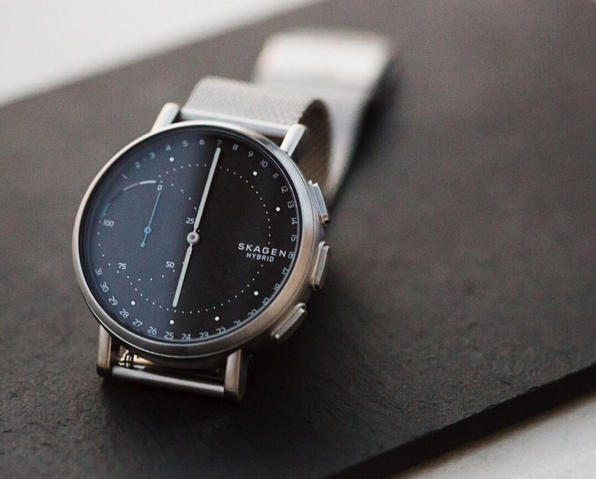 minimalist hybrid watch