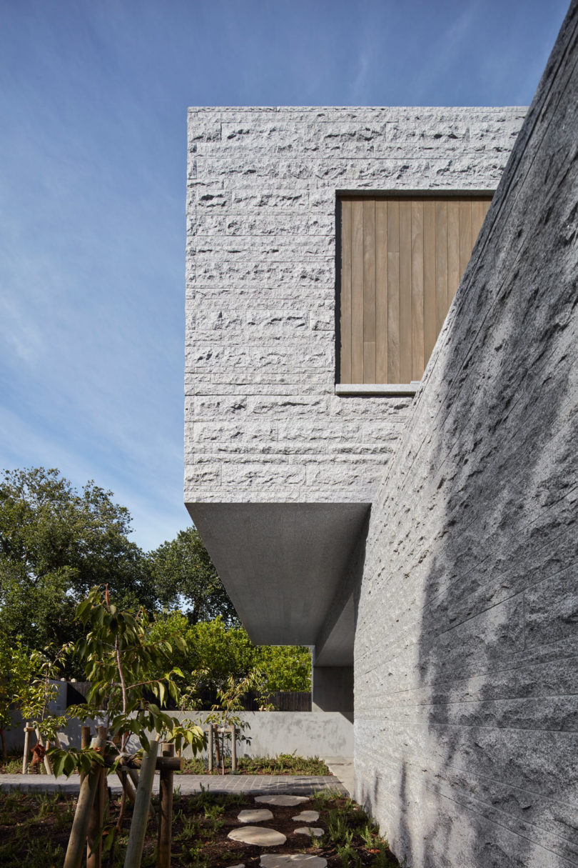 The Granite Clad Armadale Residence By B E Architecture