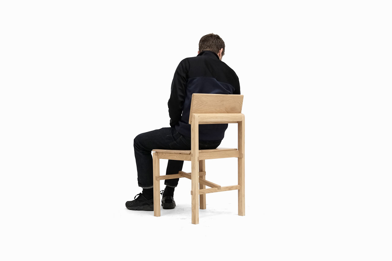 Montreuil Oak Chair Built with Glued Half-Lap Joints by Sebastian Erazo