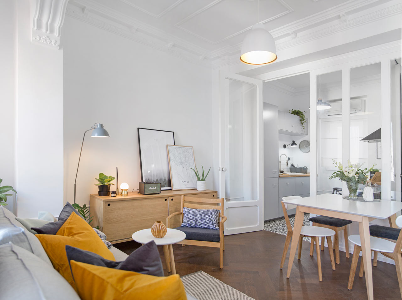 Homelabdesign Renovates a 60m2 Apartment in Valencia