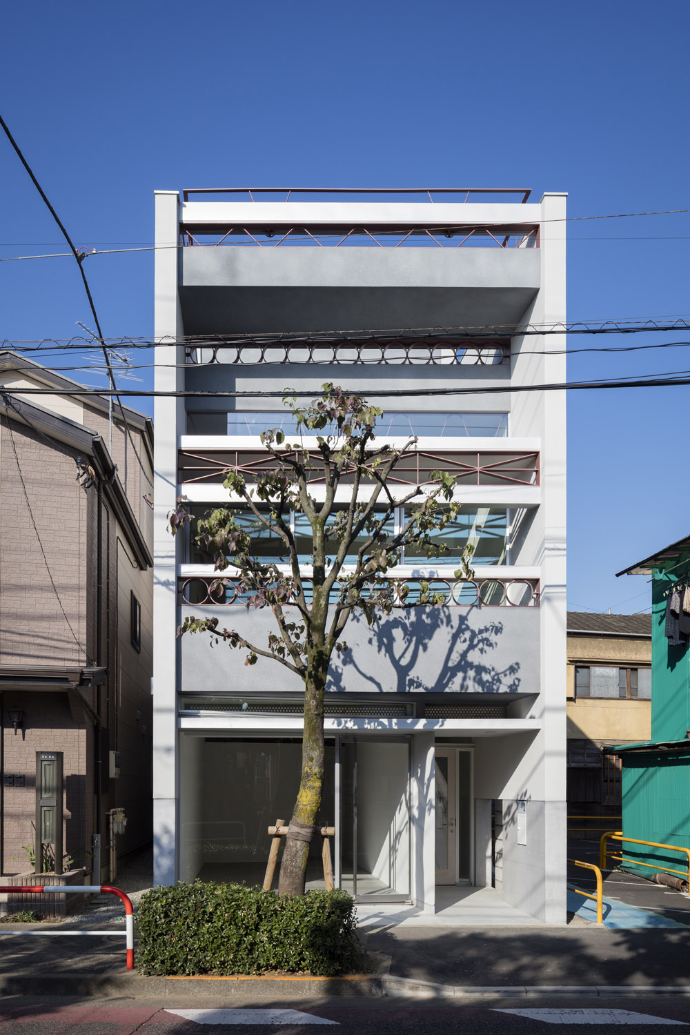 Beam House by Hugo Kohno Architect Associates