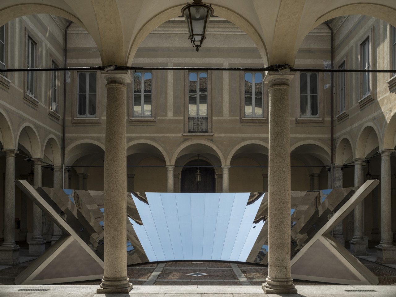 COS and Phillip K. Smith III Unfold the Milanese Sky in a Reflective Mirror Installation