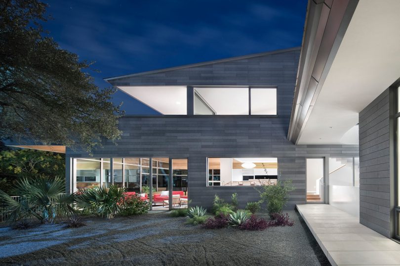Austin’s Vista Residence Is Built Around a Sculptural, Three-Story Staircase