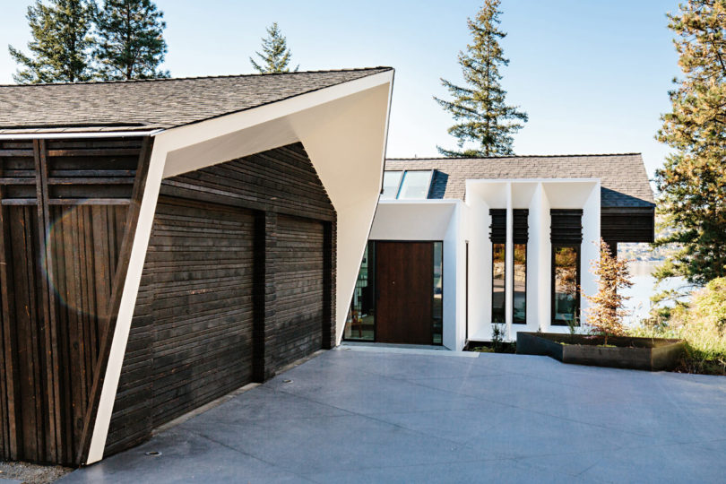 The Kalamalka Lake Home Pays Homage to its Mid-Century Roots Through a Modern Lens