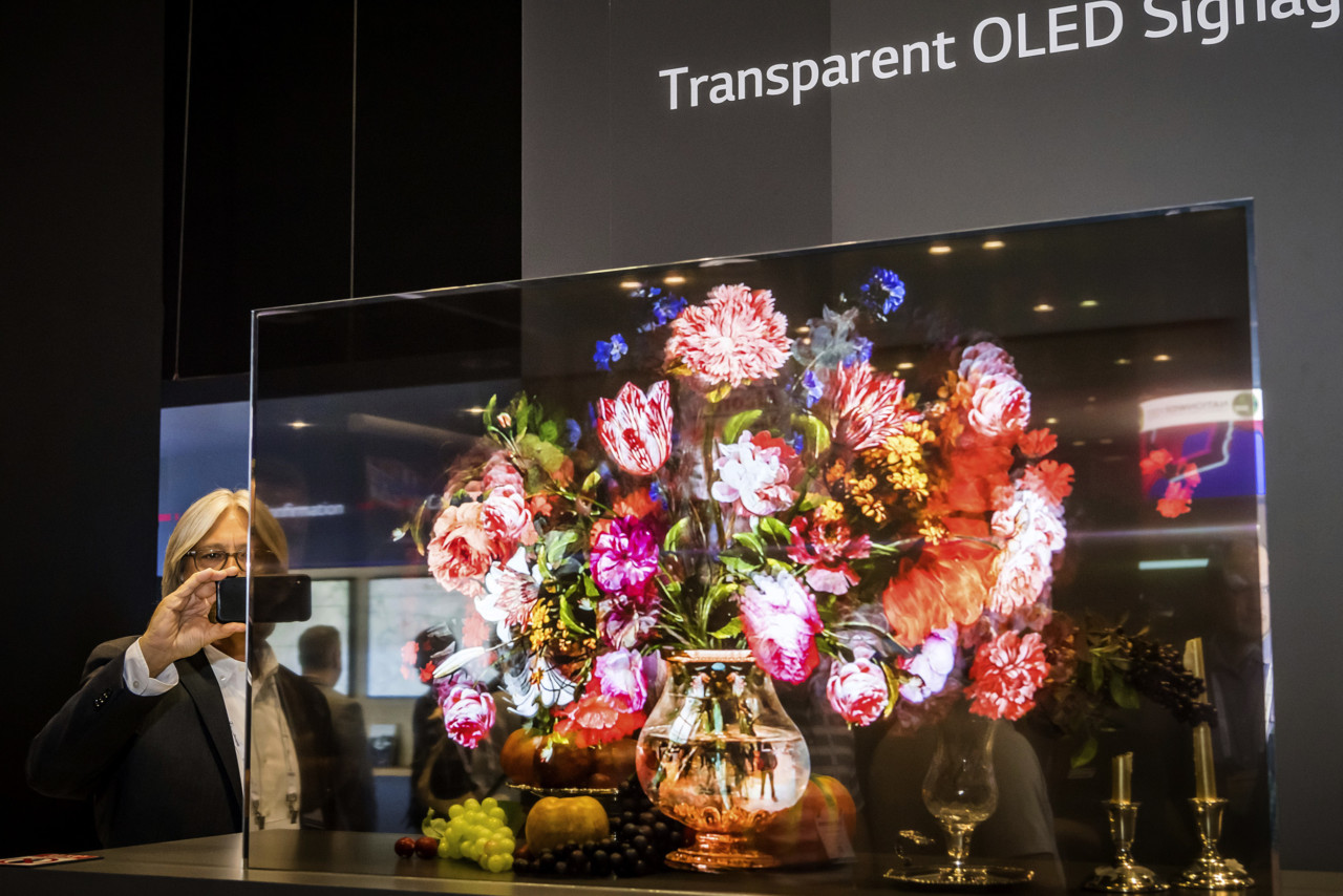 LG’s Transparent OLED Technology Was Clearly the Winner at InfoComm 2019