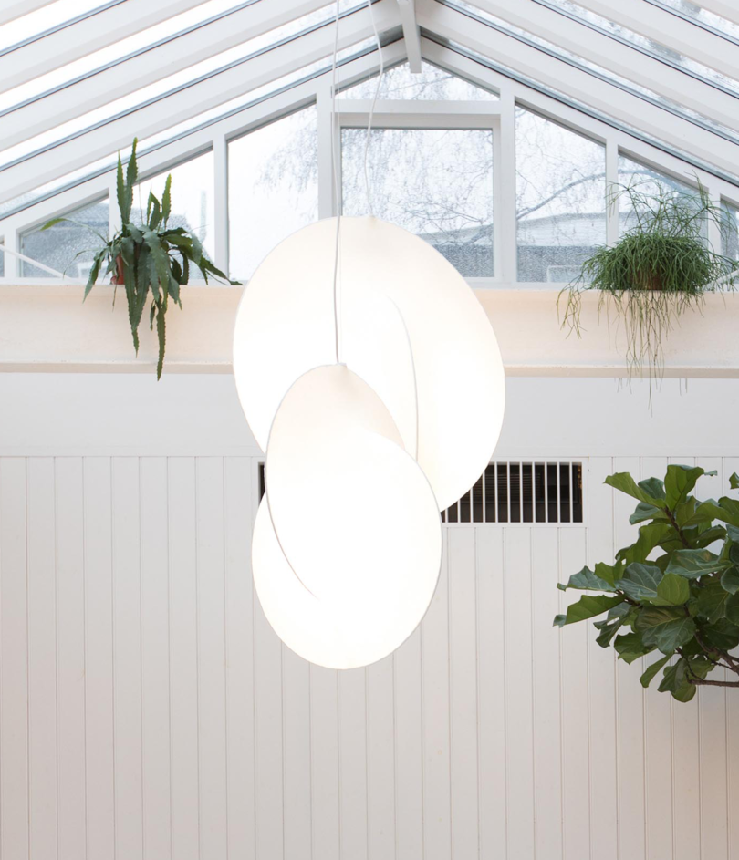 FLOS Introduces Overlap, a Modern Cocoon-Style Lamp