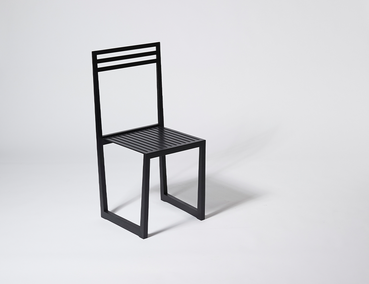 Mµ: A Flexible Wooden Chair