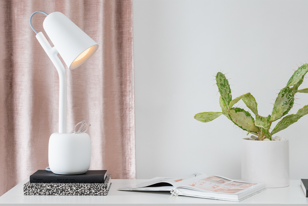 The Suyo Table Light Is 3D Printed, Practical, and Thoughtful