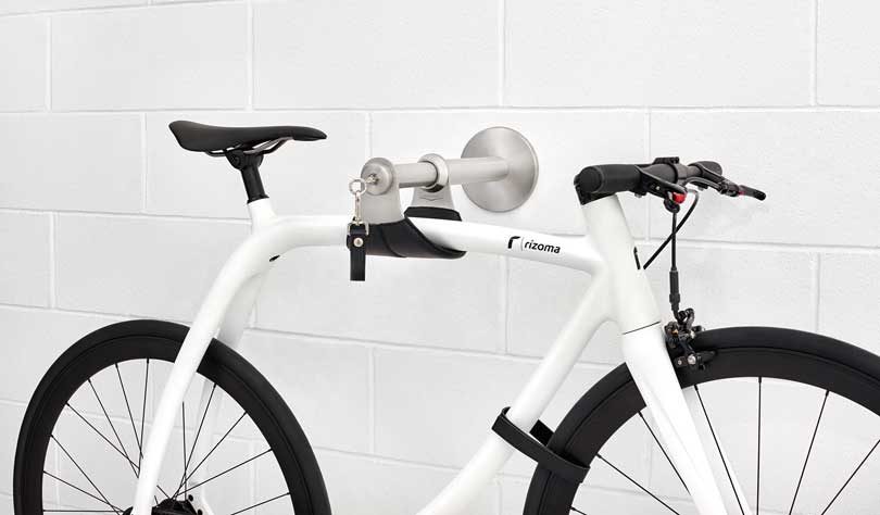 wall mounted bike rack lockable