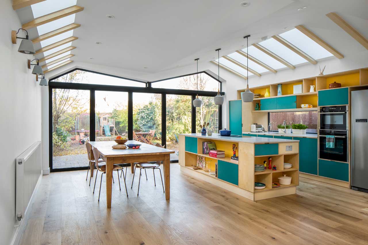 Iguana Architects Reimagines a London Home with a Green Roof
