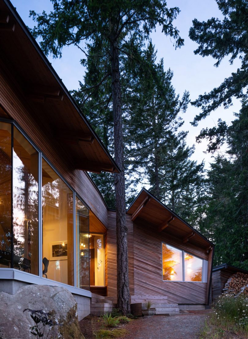 The Geometric Sooke 01 House Is Designed for a Woman and Her Dog
