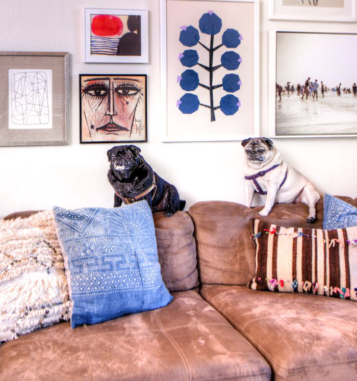 Spotted: 1950s Ranch House — and Pugs!