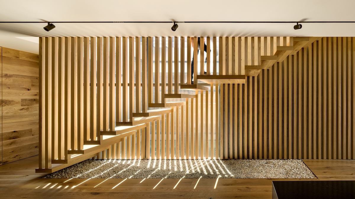 In This Mexico City home, the Staircase Is a Spectacle