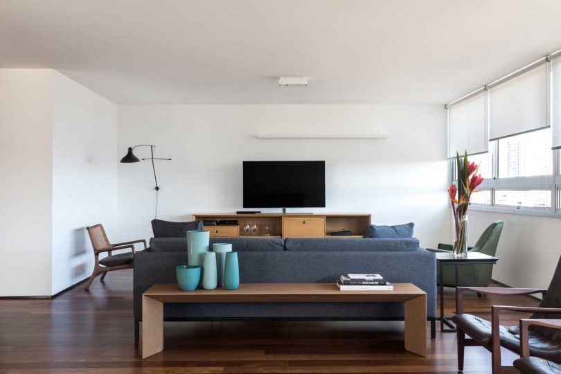 A Curitiba Apartment That Focuses on Form and Function