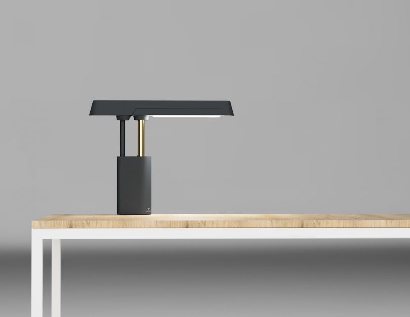 100Banch’s Stand By D Illuminates the Joy of a Tidy Desk