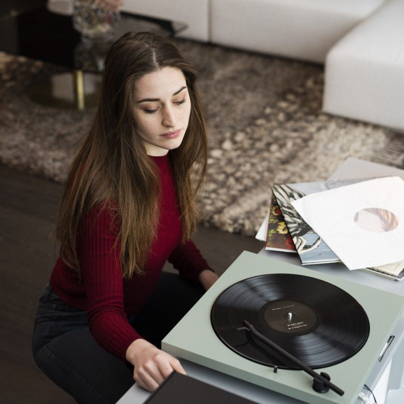 TONE Factory Turntable Plays to a Minimalist Tune