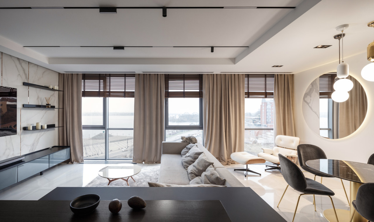 A Modern 110m2 Apartment in Ukraine with Views of Monastery Island
