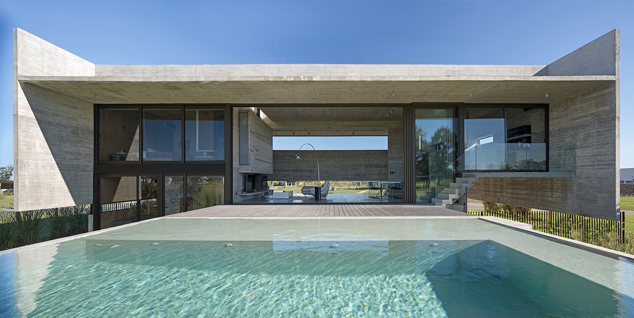 Escobar House Plays with Height and Lines to Create a Sense of Depth