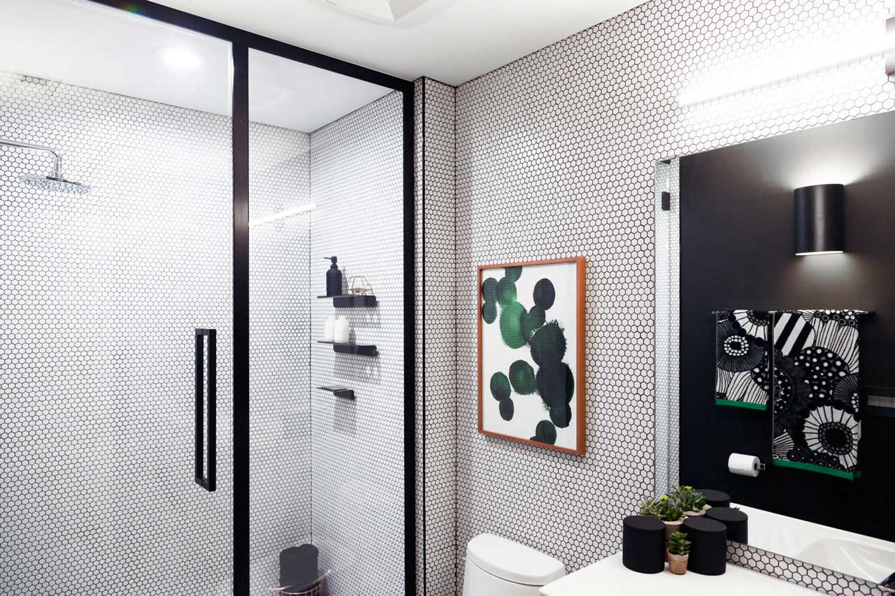 Elevate a Basic Bathroom with 20 Modern Accessory Options