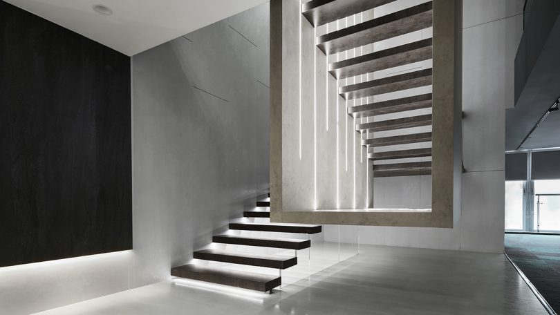 Neolith Creates an Art Installation-Like Showroom with Sintered Stone Surfaces